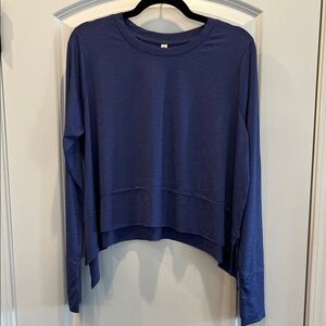 Women's Long Sleeve Crop Top Material is Stretchy and Breathable NEW